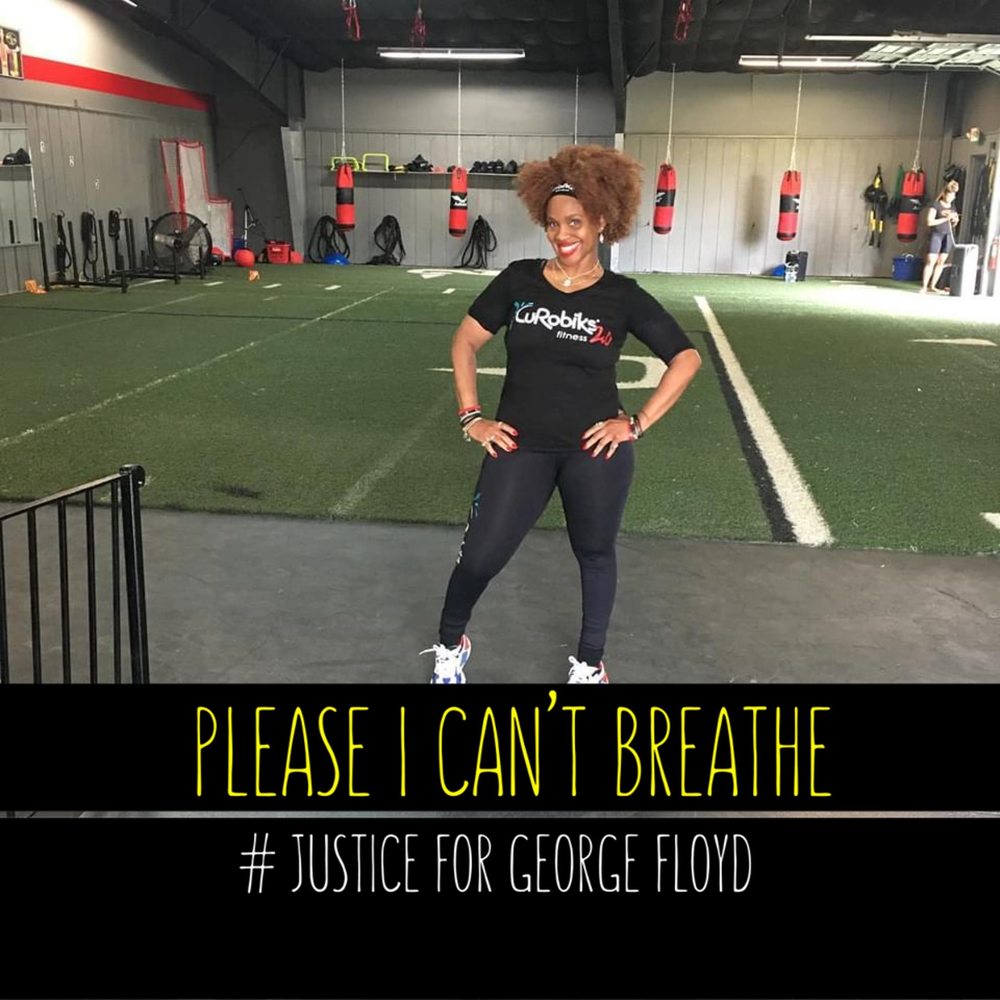 Meet your Posher, Tray